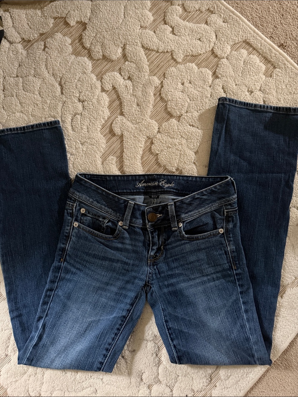 American Eagle Outfitters Women’s low rise Blue Skinny Jeans vintage